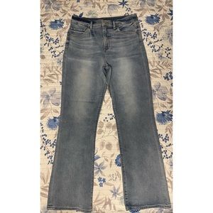 High Waisted Light Wash 90s Bootcut Jeans